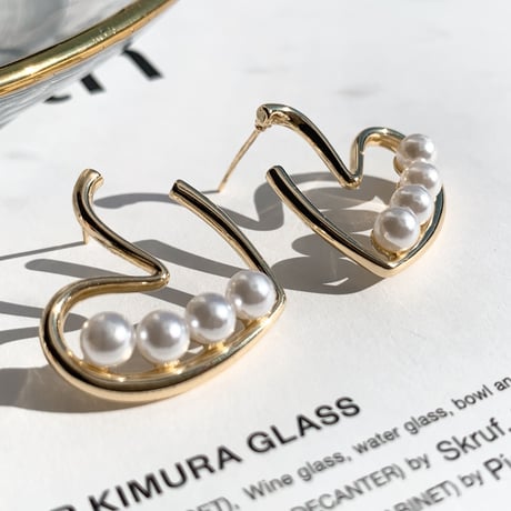 heart hoop pearl pierce