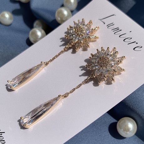 daisy long stone  pierce