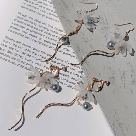 colour pearl  flower curve pierce/earring