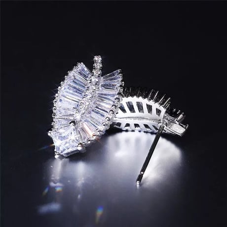 zirconia leaf  stone pierce