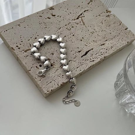 silver heart bracelet