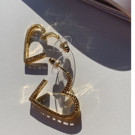 heart stone hoop pierce