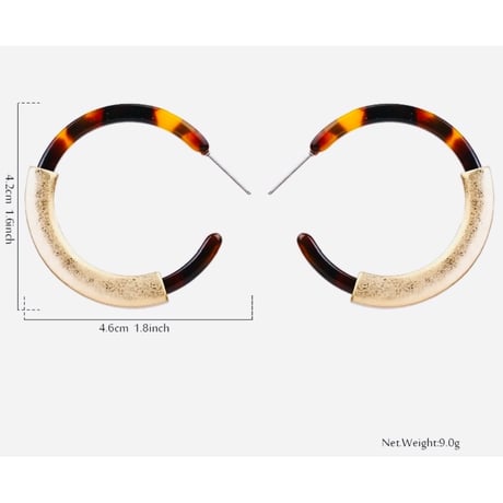 marble  × gold hoop  pierce