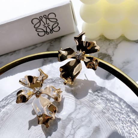 metal gold  flower
