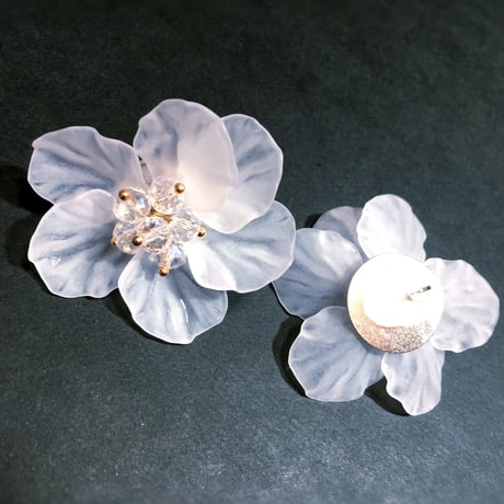 see-through flower  pierce