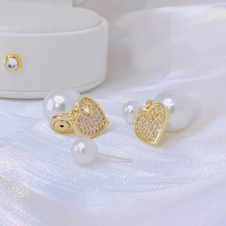 heart double  pearl catch pierce