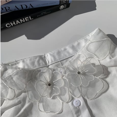 flower see-through attached collar