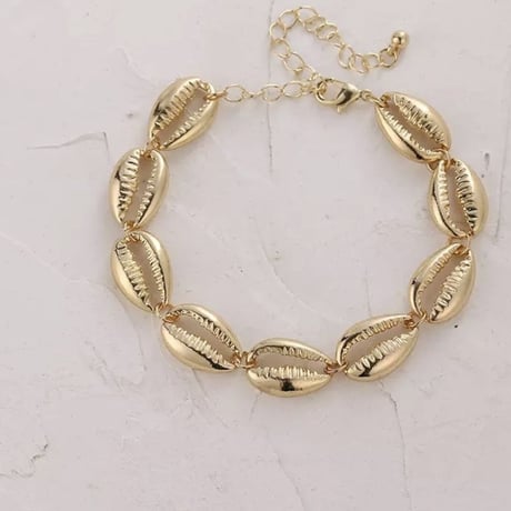 gold shell bracelet