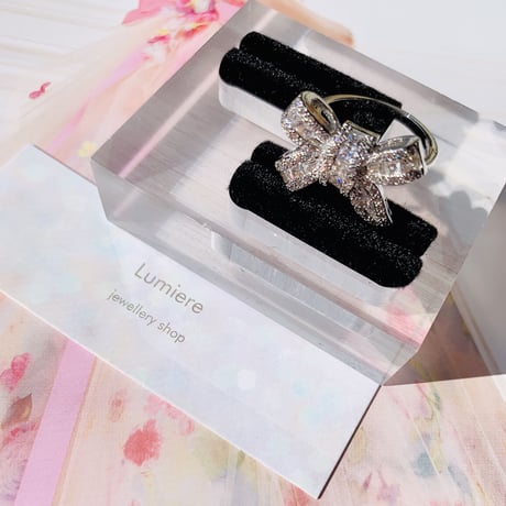 lovely ribbon  ring