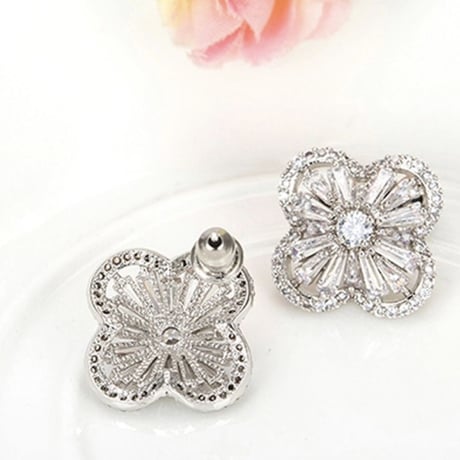 flower stone pierce