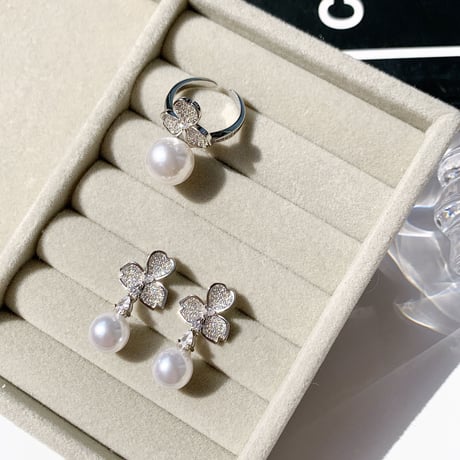 clover ×  pearl pierce