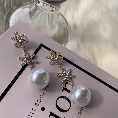 crystal × pearl long pierce
