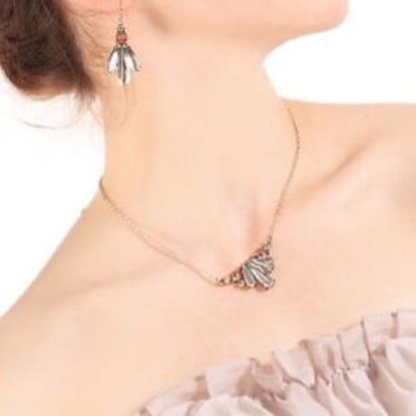 bijou necklace