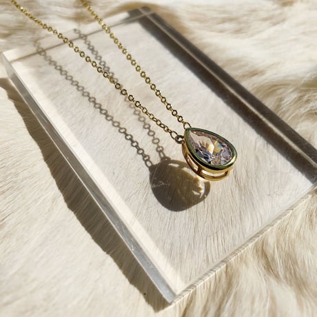 drop stone necklace