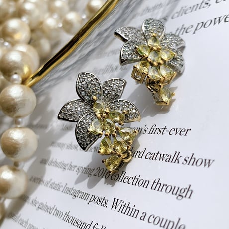 flower topaz stone  pierce