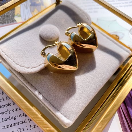 metal heart  pierce