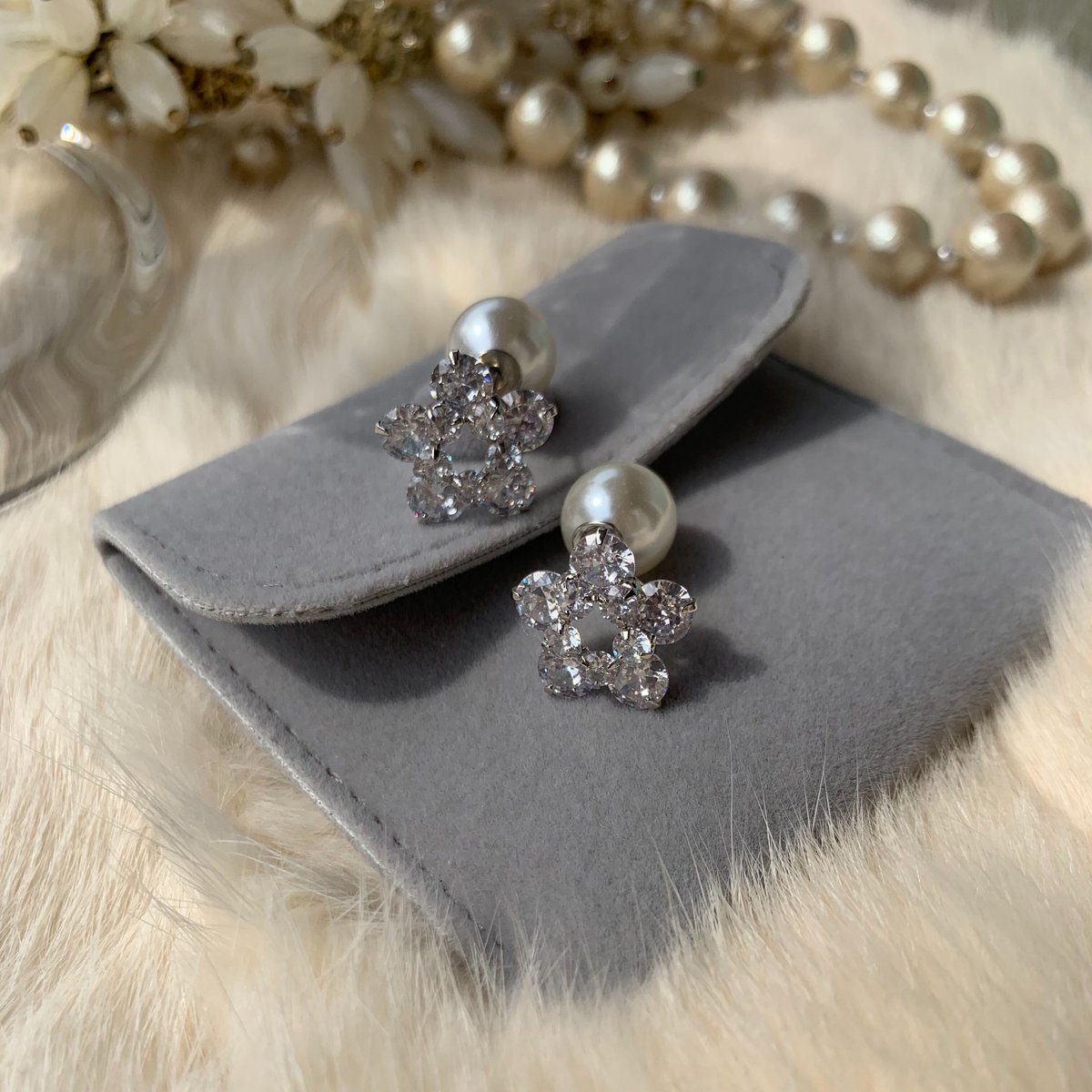 flower stone pearl catch pierce | Lumiere jewel