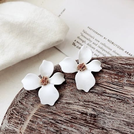 flower mat pierce
