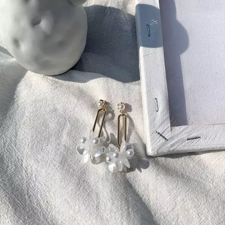 flower ball pierce