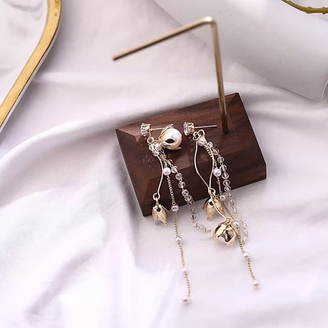 flower × pearl long chain pierce