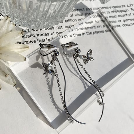butterfly stone curve × chain earring/pierce