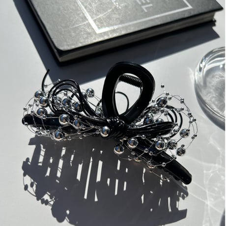 ribbon × silver ball hair clip