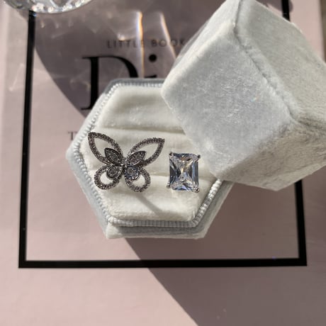 butterfly × square stone open  ring