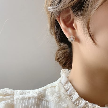 triangle stone loop pierce