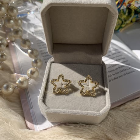 star flower stone mini pierce