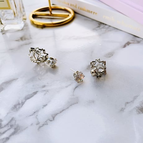 stone × start catch  pierce