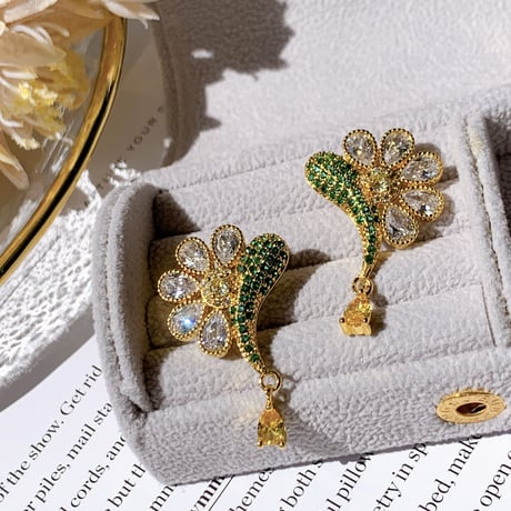 flower stone yellow gold pierce