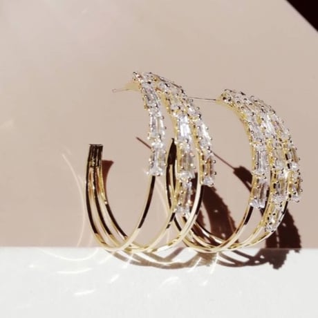 stone hoop pierce