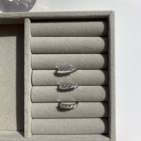 half eternity ring