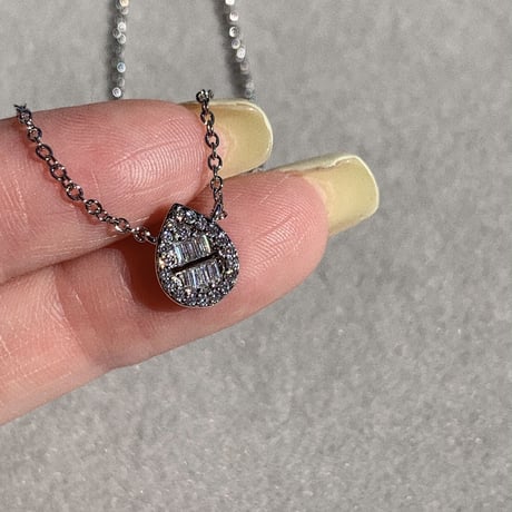drop stone mini necklace
