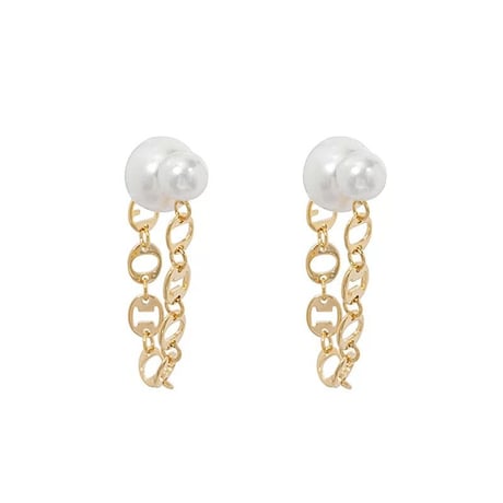 pearl × chain pearl catch pierce