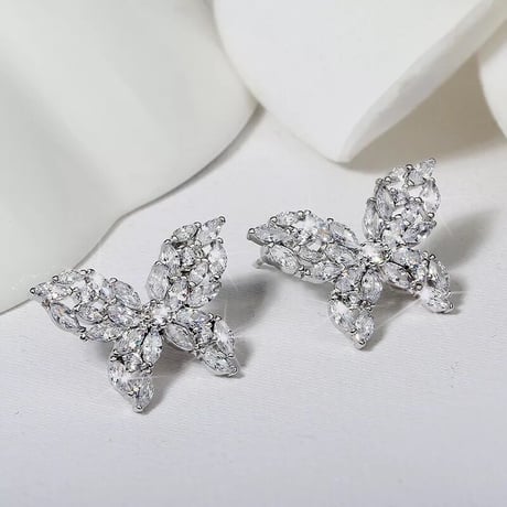 butterfly stone pierce