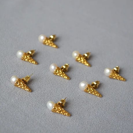 baroque pearl ice cream pierce