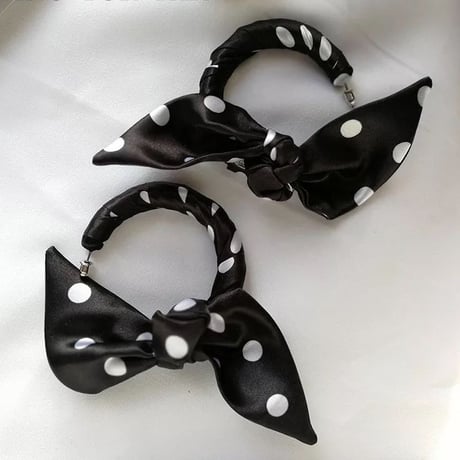 dot ribbon hoop pierce