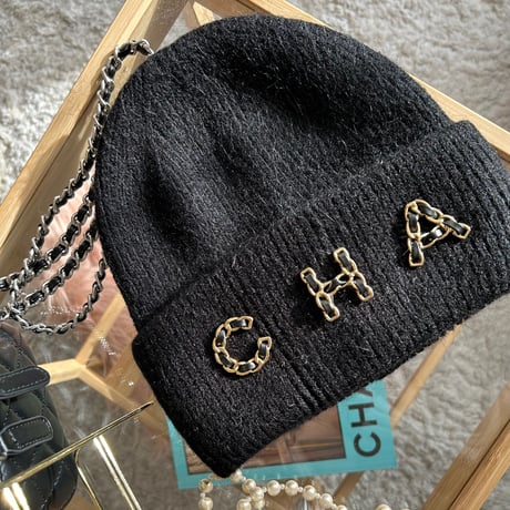 C H A knit hat