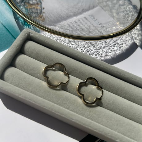 flower stone hoop  pierce