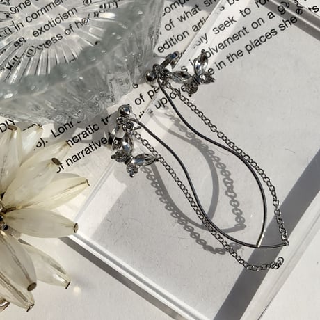 butterfly stone curve × chain earring/pierce