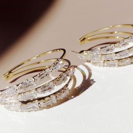 stone hoop pierce