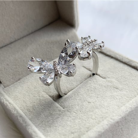 double butterfly open ring