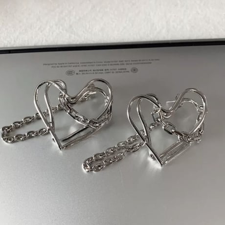 heart chain pierce