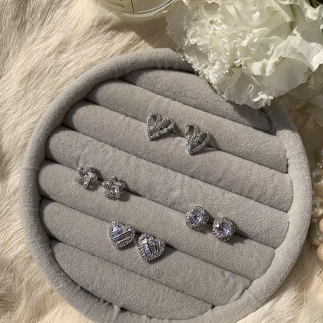 stone silver point pierce