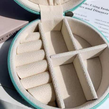 macaroon accessory case