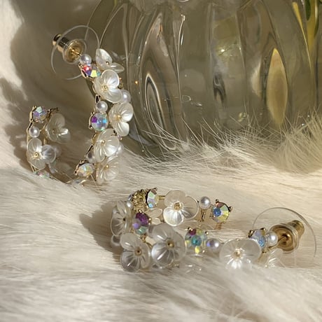 flower ×  pearl stone hoop pierce
