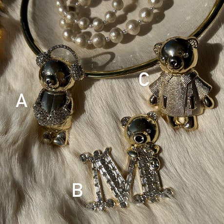 bear brooch