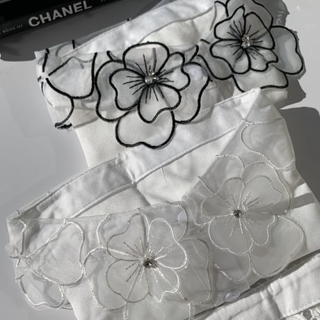 flower see-through attached collar