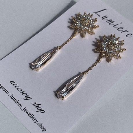 daisy long stone  pierce